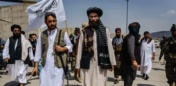 Continúan los abusos de los talibanes
