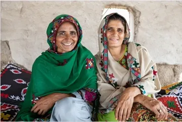 Vidas que ayudamos cambiar, Hooran y Zebo (Pakistan)