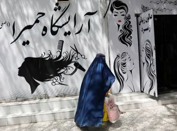 10 Restricciones a las mujeres en Afganistan, bajo los talibán
